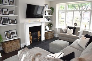 Lounge- click for photo gallery